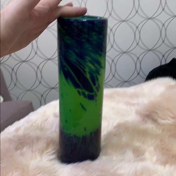 Hand blown glass vase - Picture 5 of 8